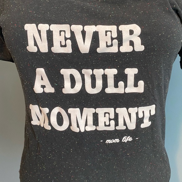 🍁2 for $6.00🍁 Crop Black top with confetti pattern - Picture 1 of 4